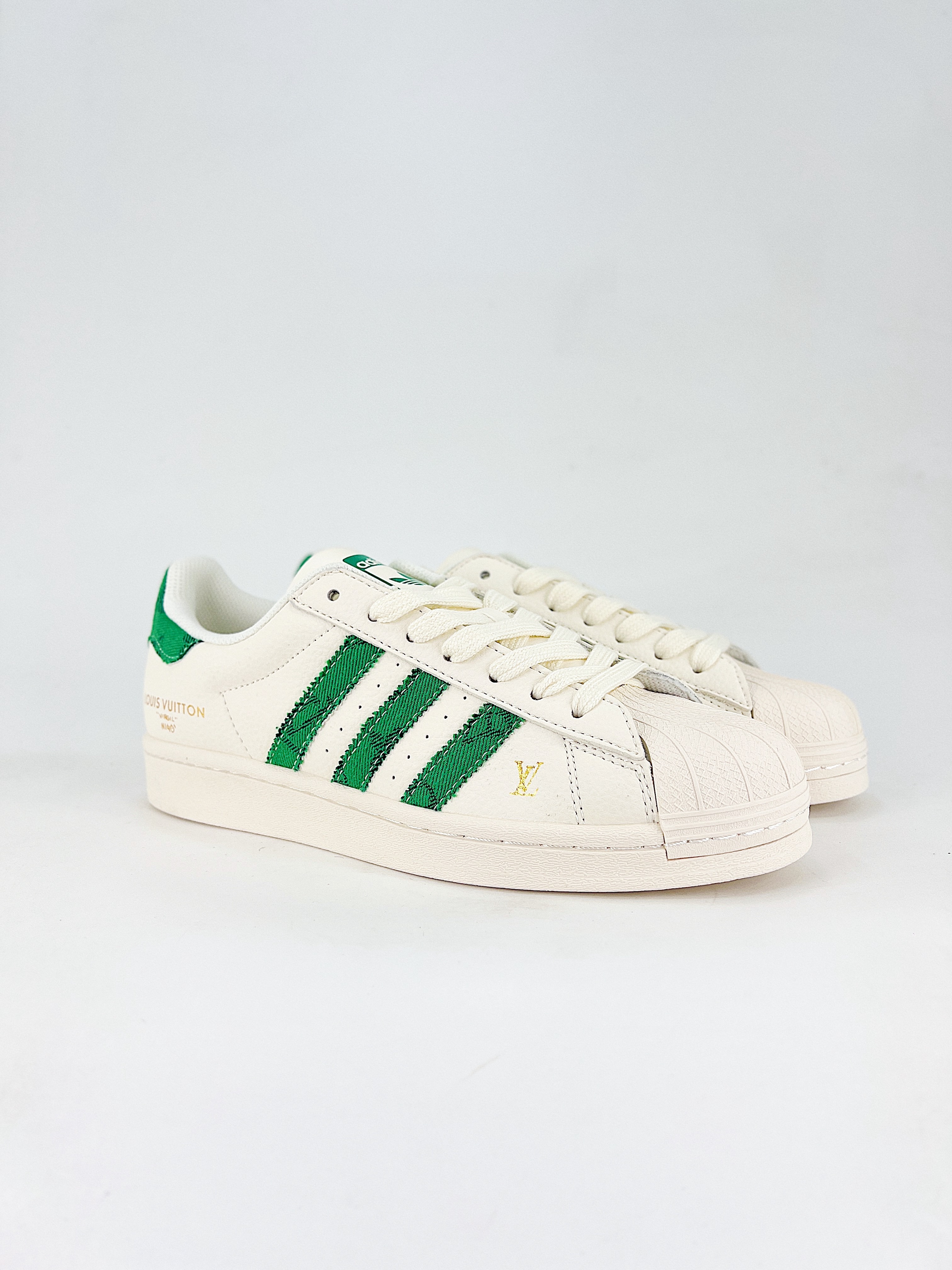 Zapatilla Adidas SuperStar 