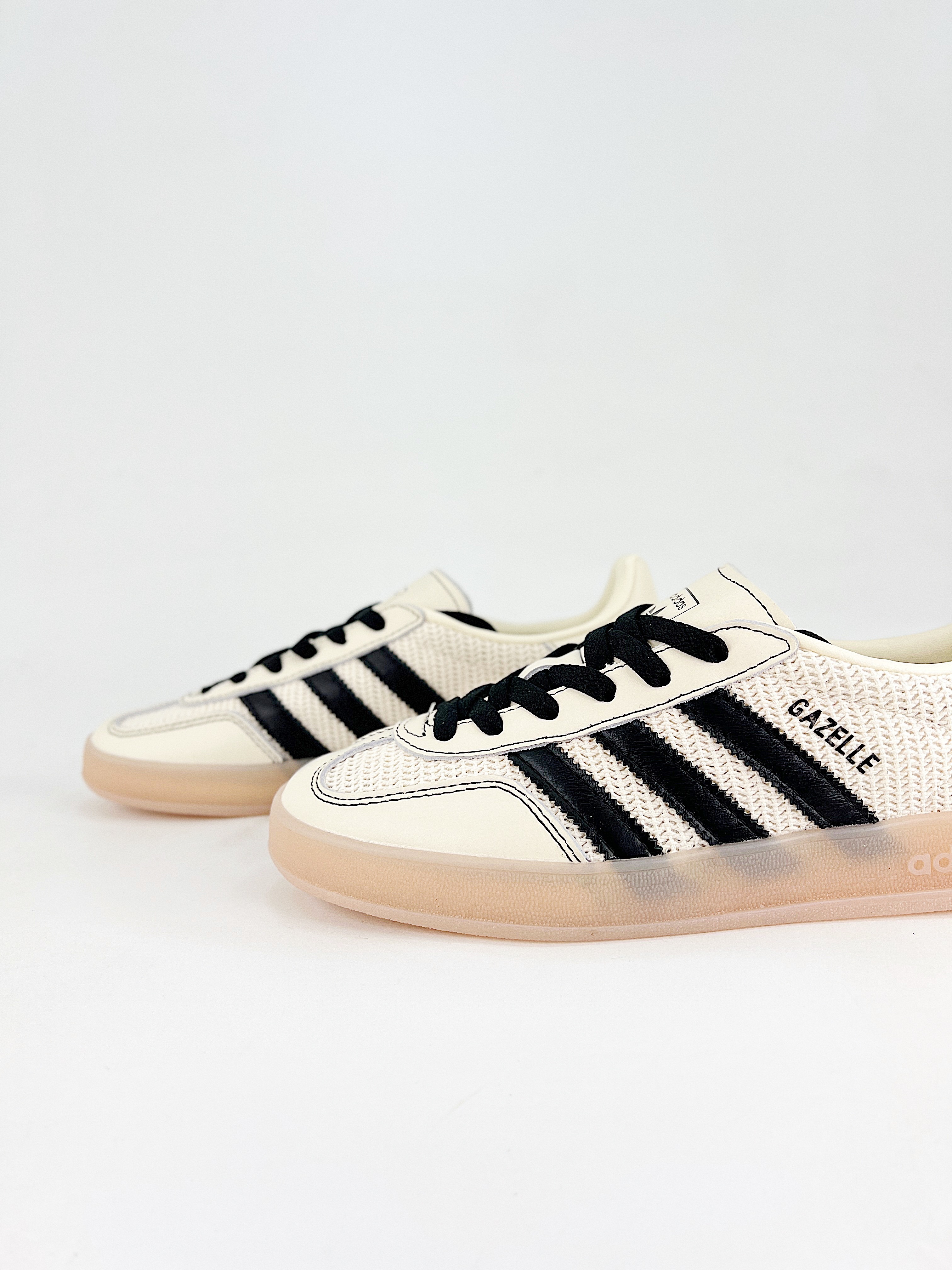 Zapatilla Adidas Gazelle Indoor