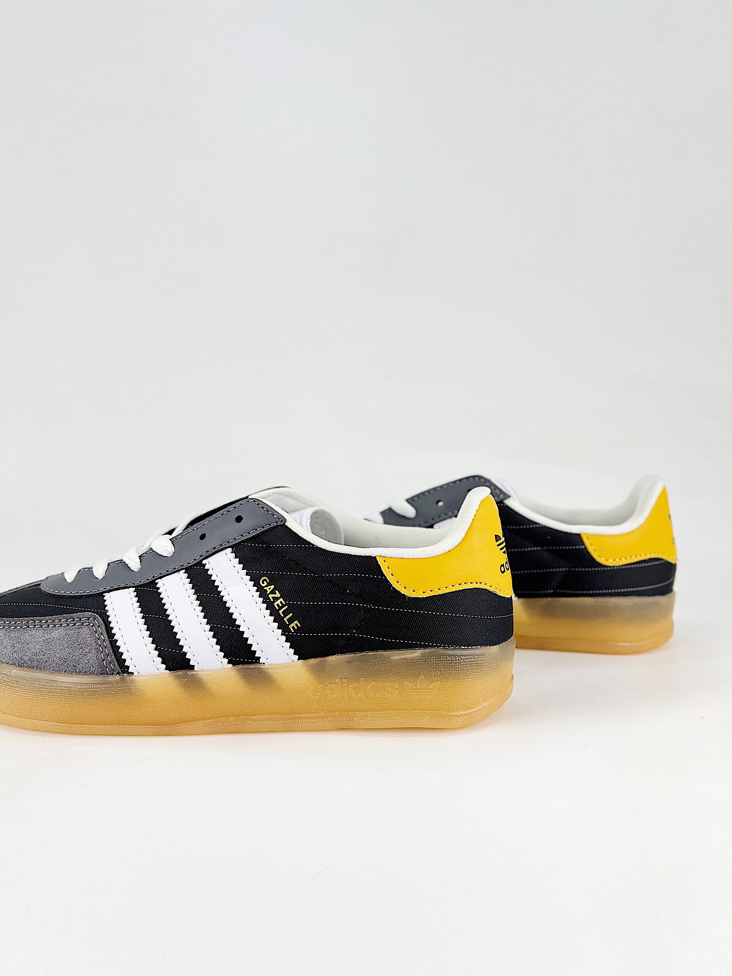 Zapatilla Adidas Gazelle Indoor