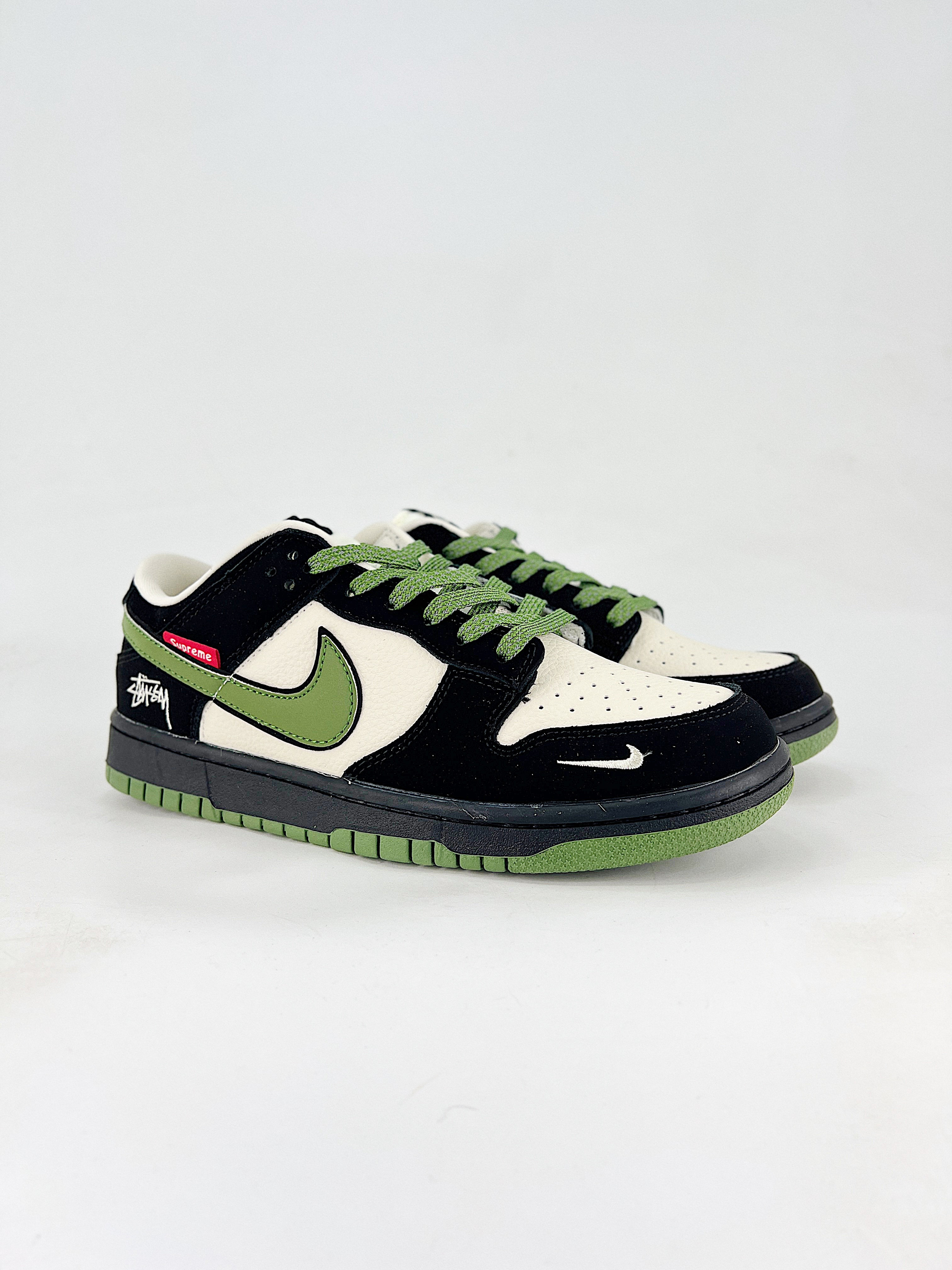 Zapatilla Nike SB Dunk Low