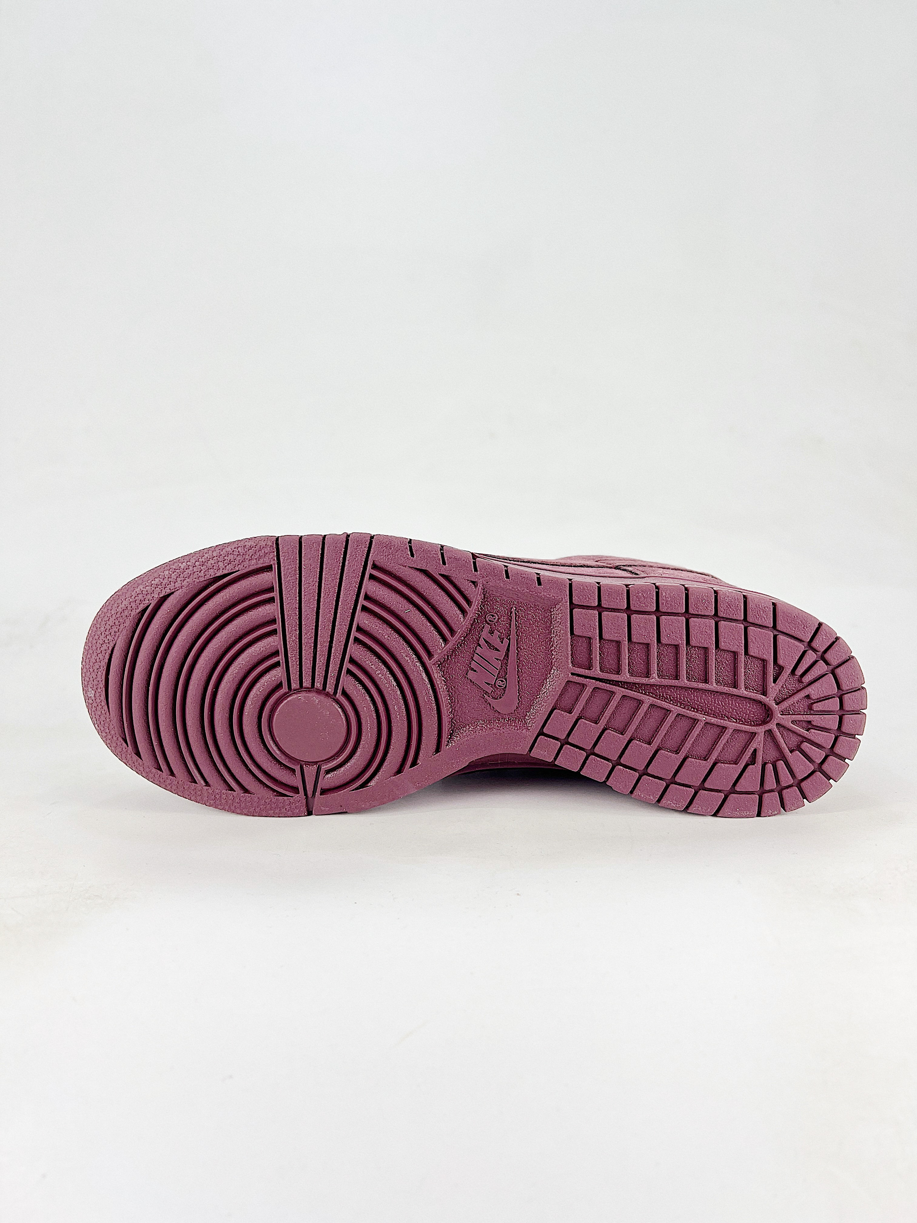 Zapatilla Nike SB Dunk Low