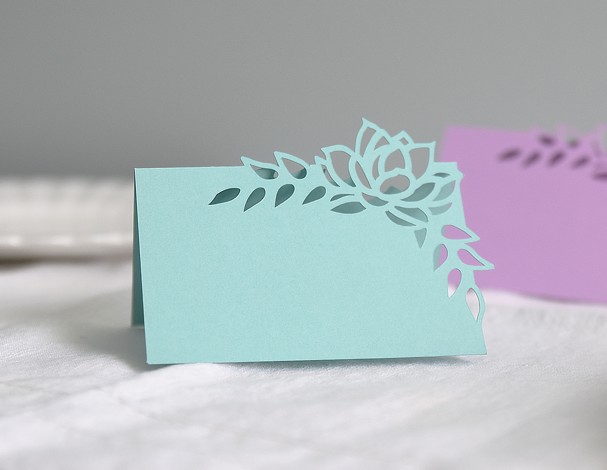 Boho Flower Place Card SVG Template for Cricut, Spring Wedding Table Decor