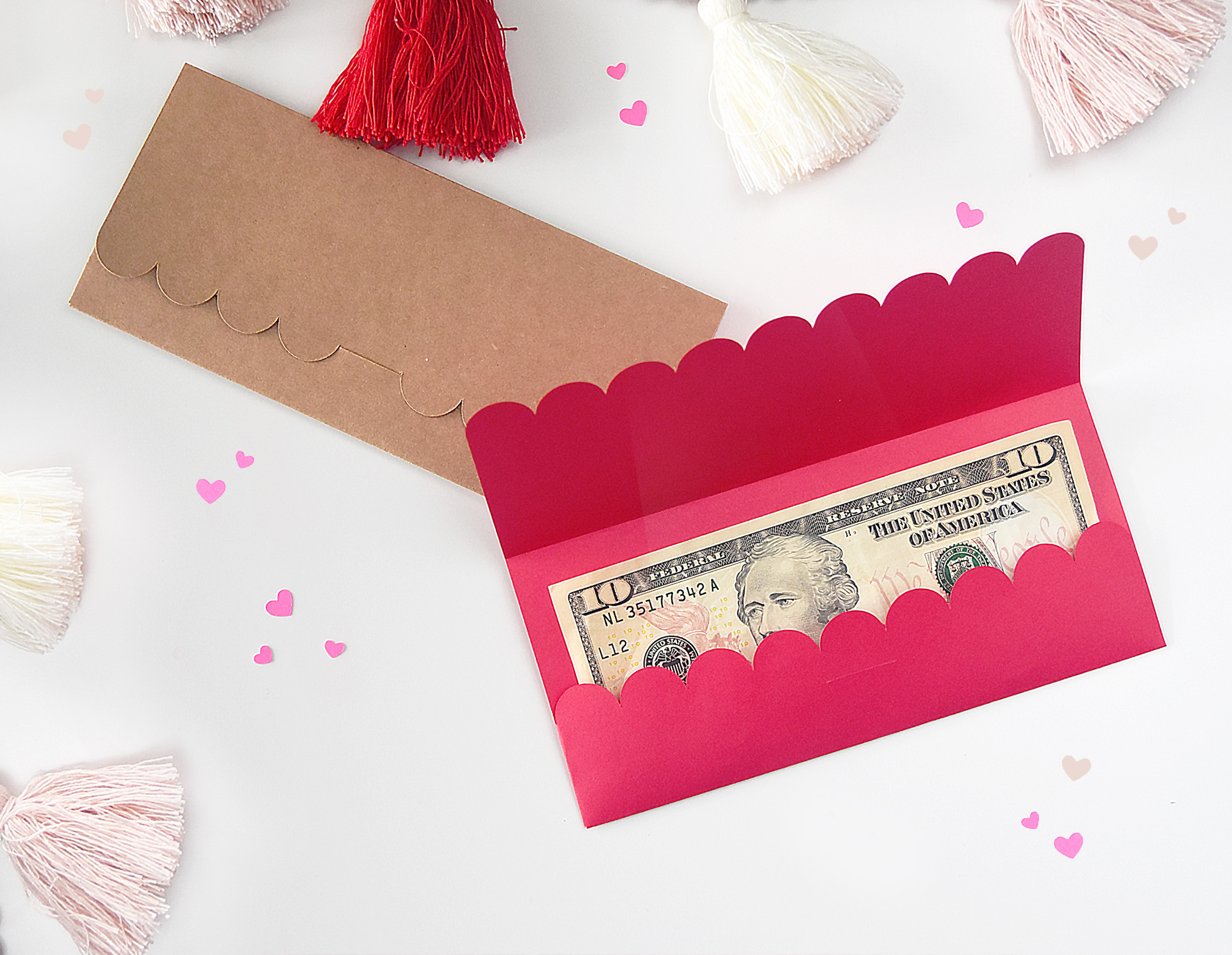Scalloped Money Holder SVG Template for Cricut