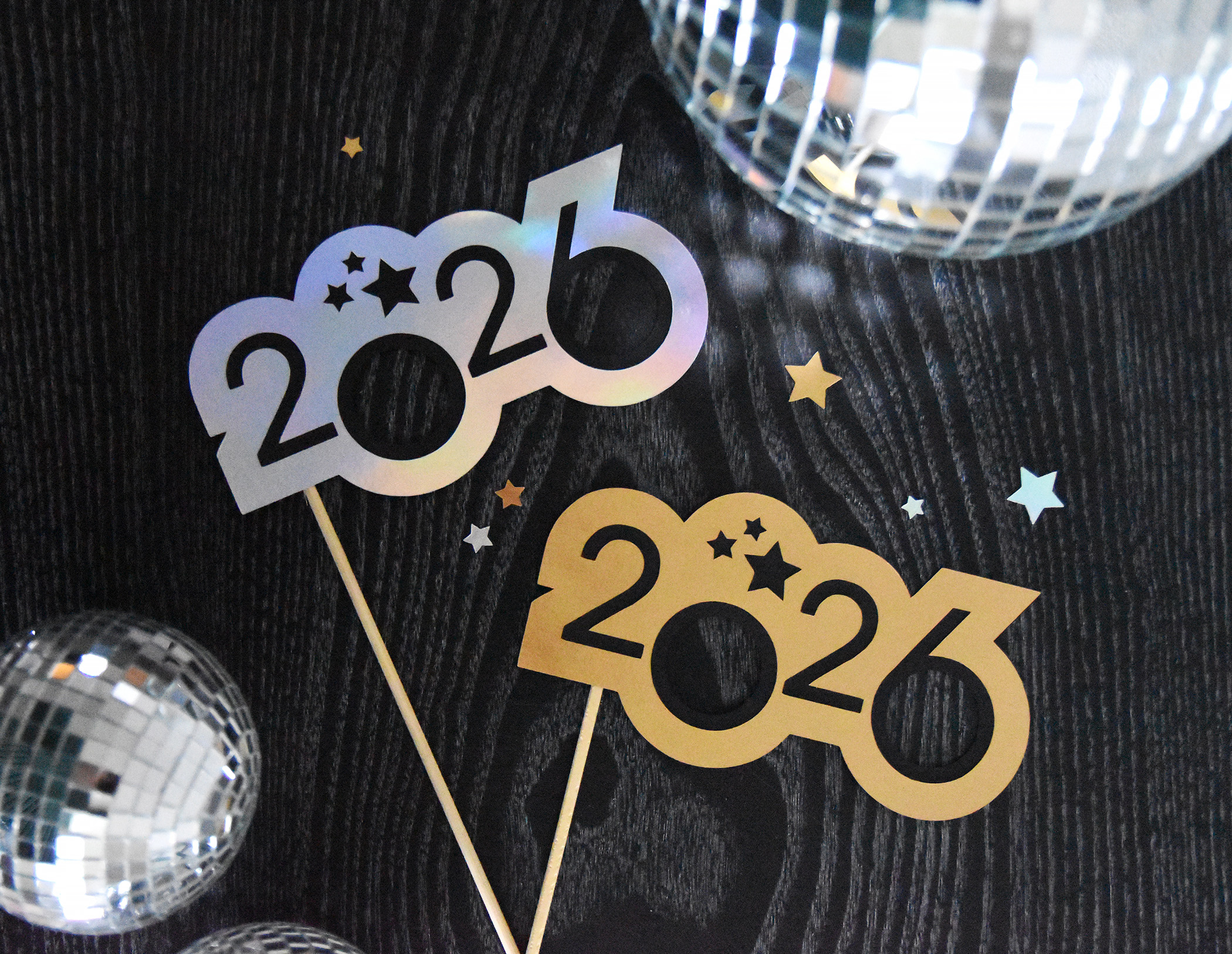 2026 NYE Glasses SVG Template for Cricut, DIY Photo Prop