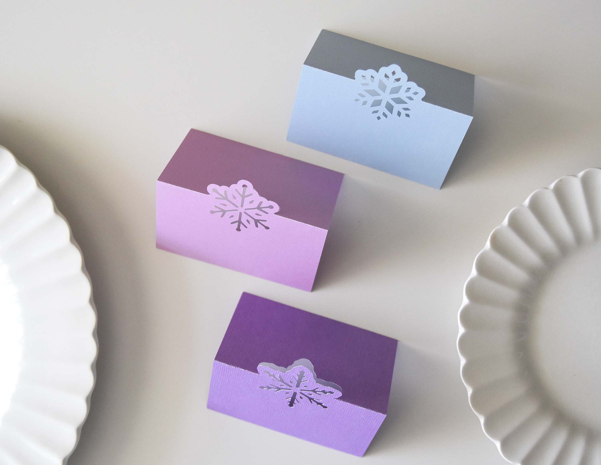Holiday Place Card SVG Template for Cricut, Snowflake Winter Wedding Name Card