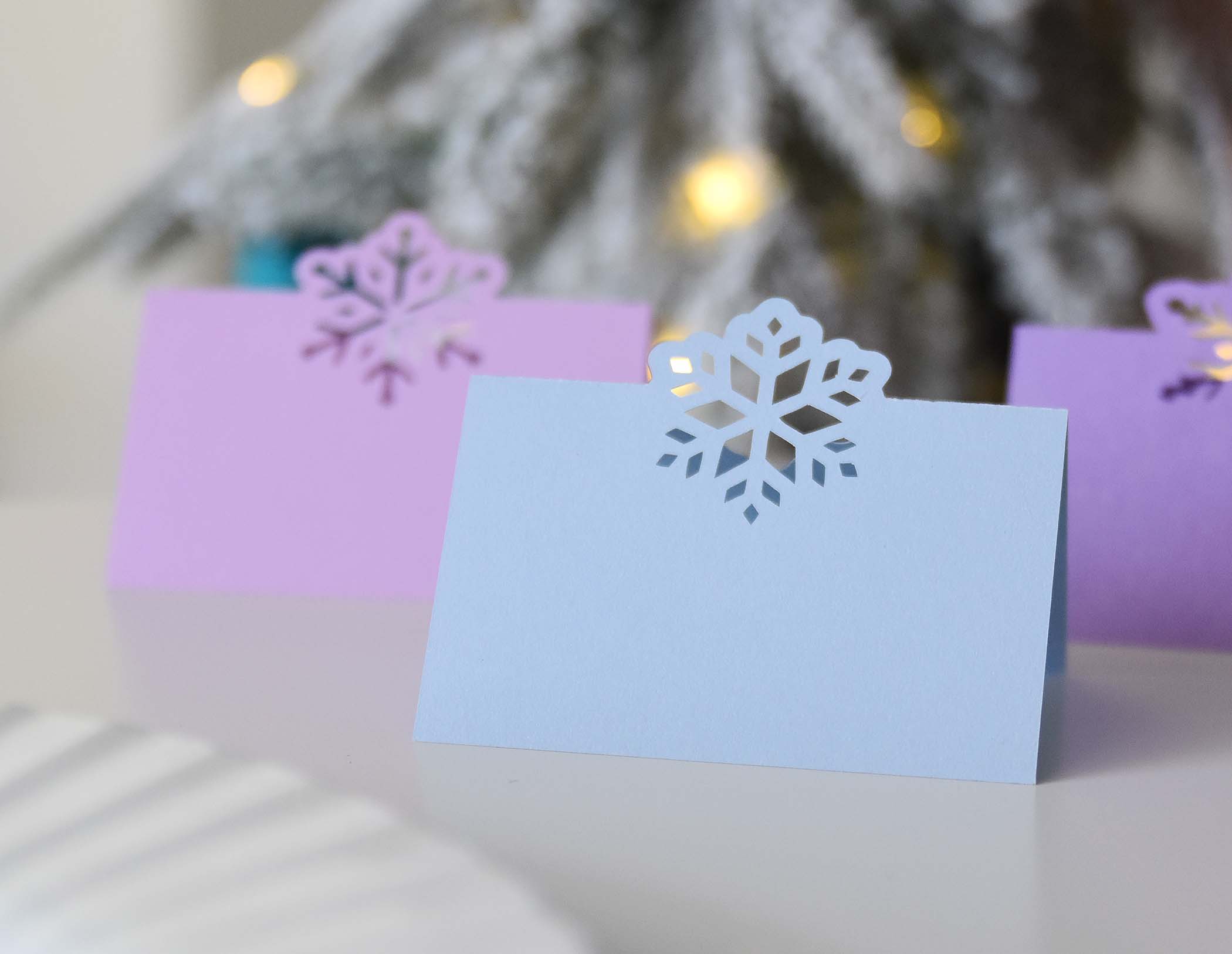 Holiday Place Card SVG Template for Cricut, Snowflake Winter Wedding Name Card