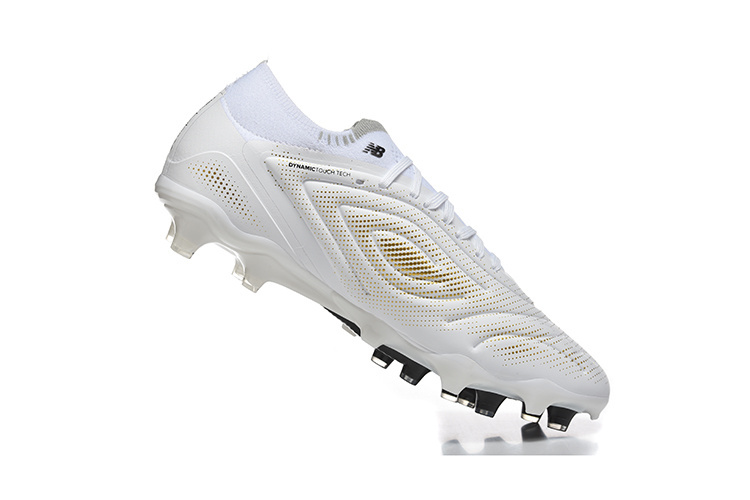 New Balance Tekela Elite Low Laced FG V5