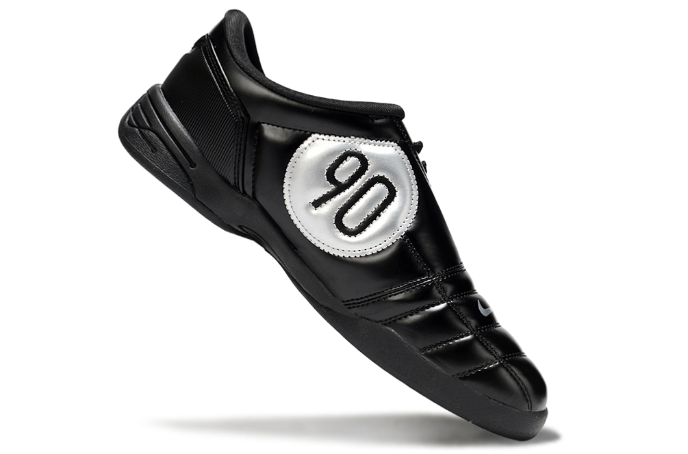 Nike Total 90