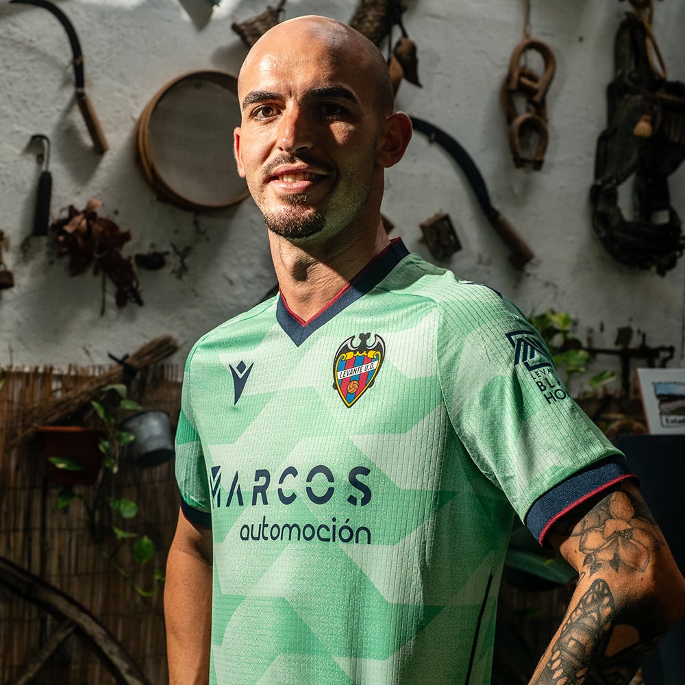 Camiseta tercera Levante UD 2025/26