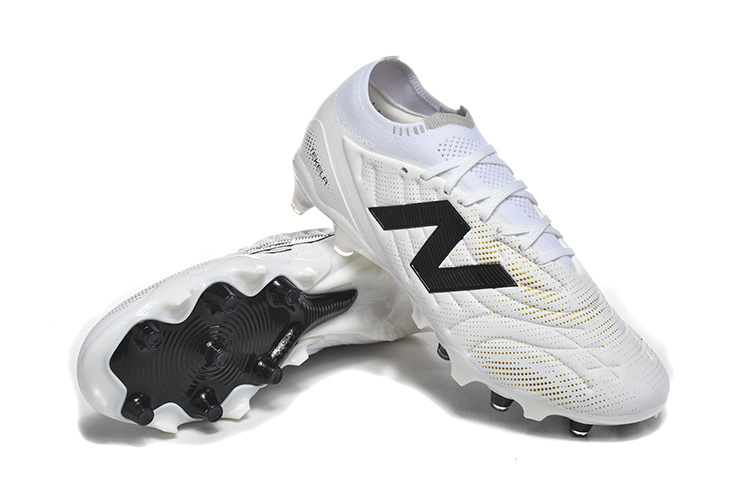 New Balance Tekela Elite Low Laced FG V5