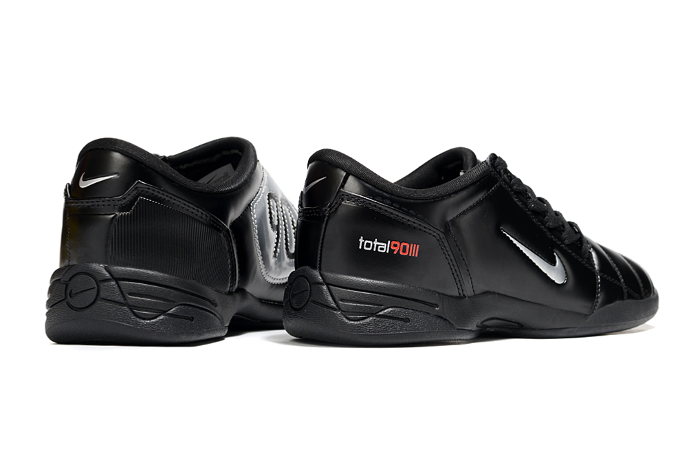 Nike Total 90