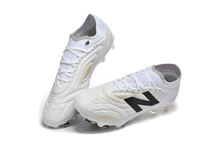 New Balance Tekela Elite Low Laced FG V5