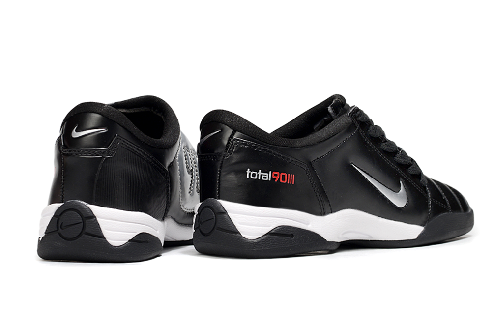Nike Total 90