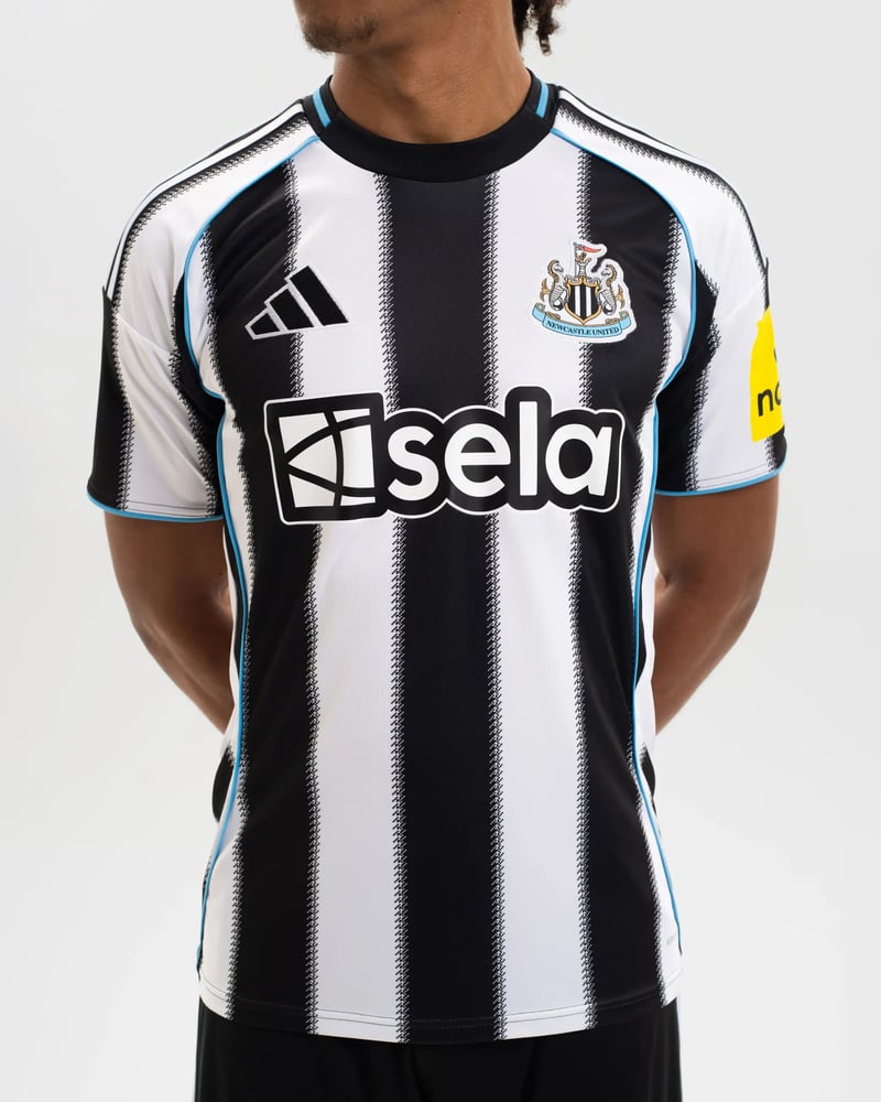 Camiseta Newcastle United 2025/26 Local