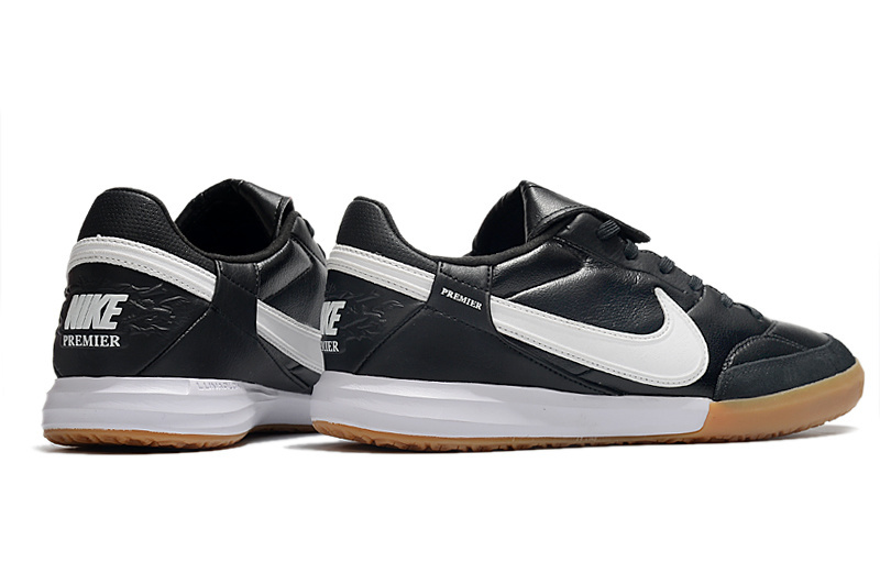Nike The Premier III IC 