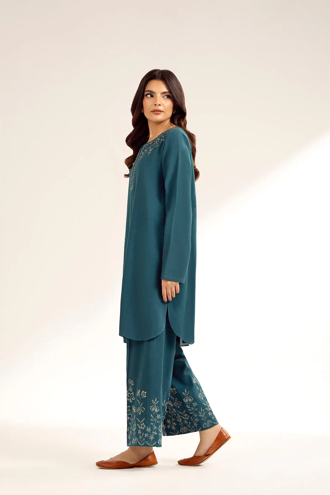 2 Piece Slub Khaddar Embroidered Suit