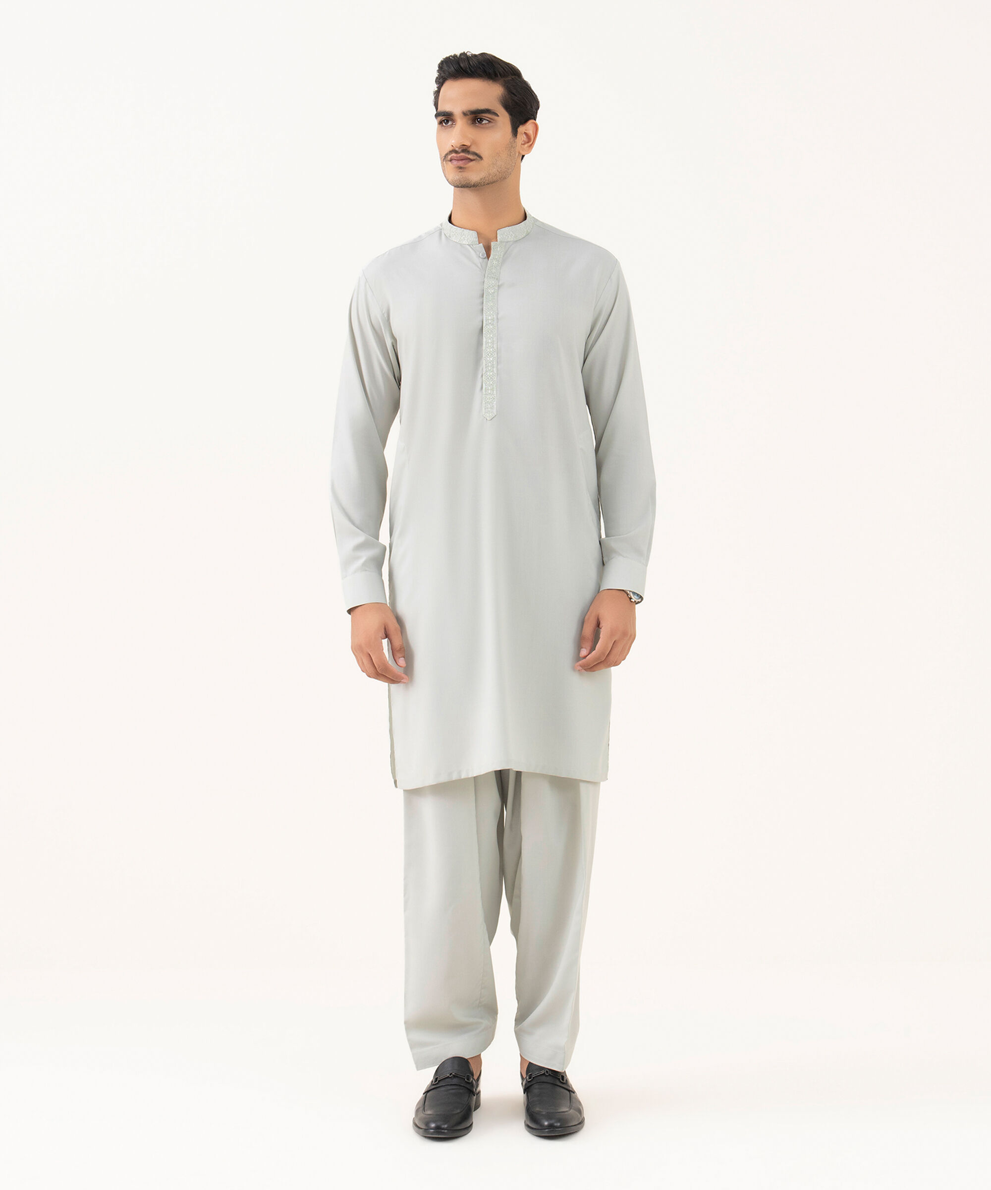 Embroidered Wash & Wear Suit