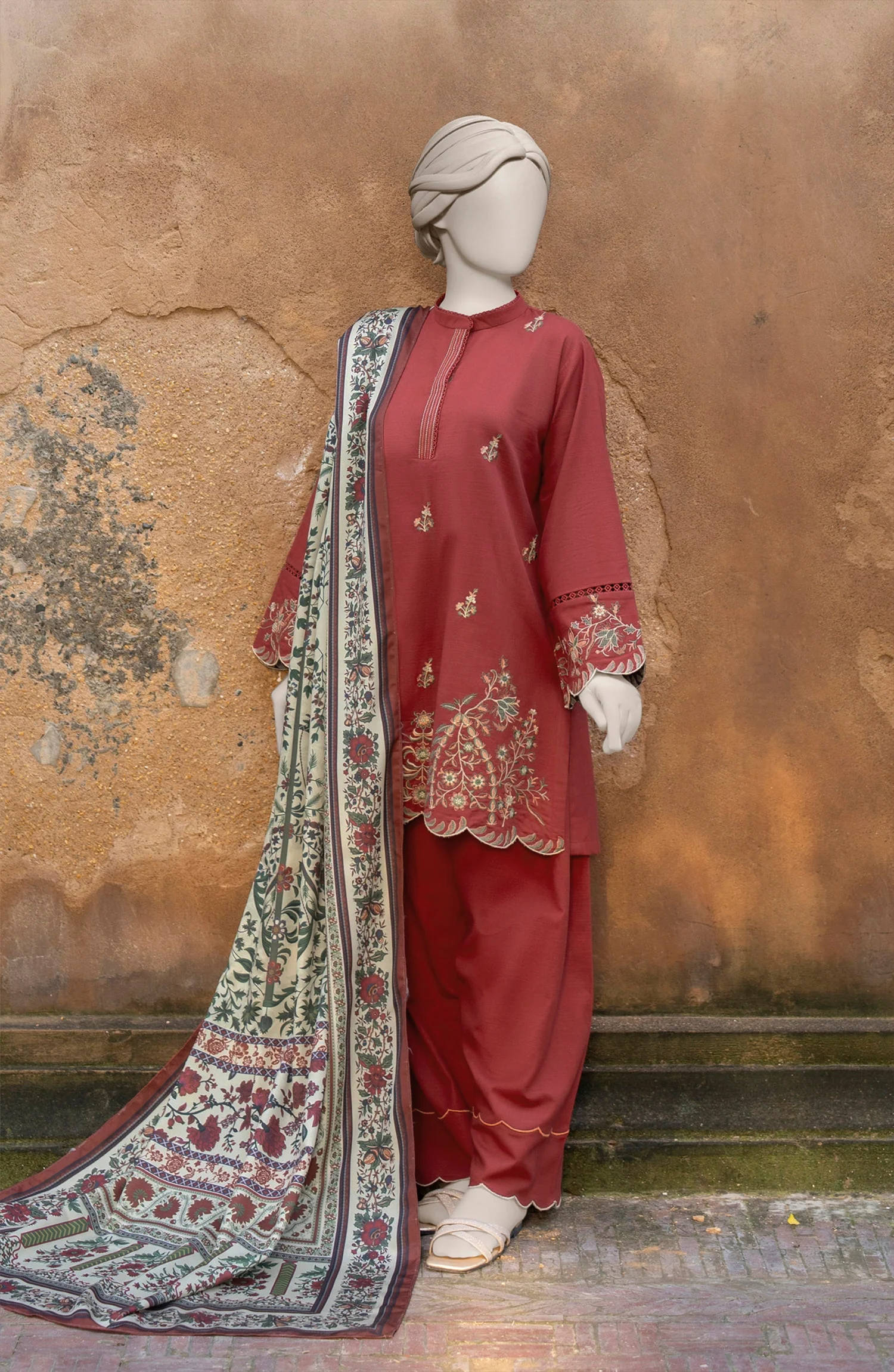 EMBROIDERED KHADDAR 3PCS UNSTITCHED