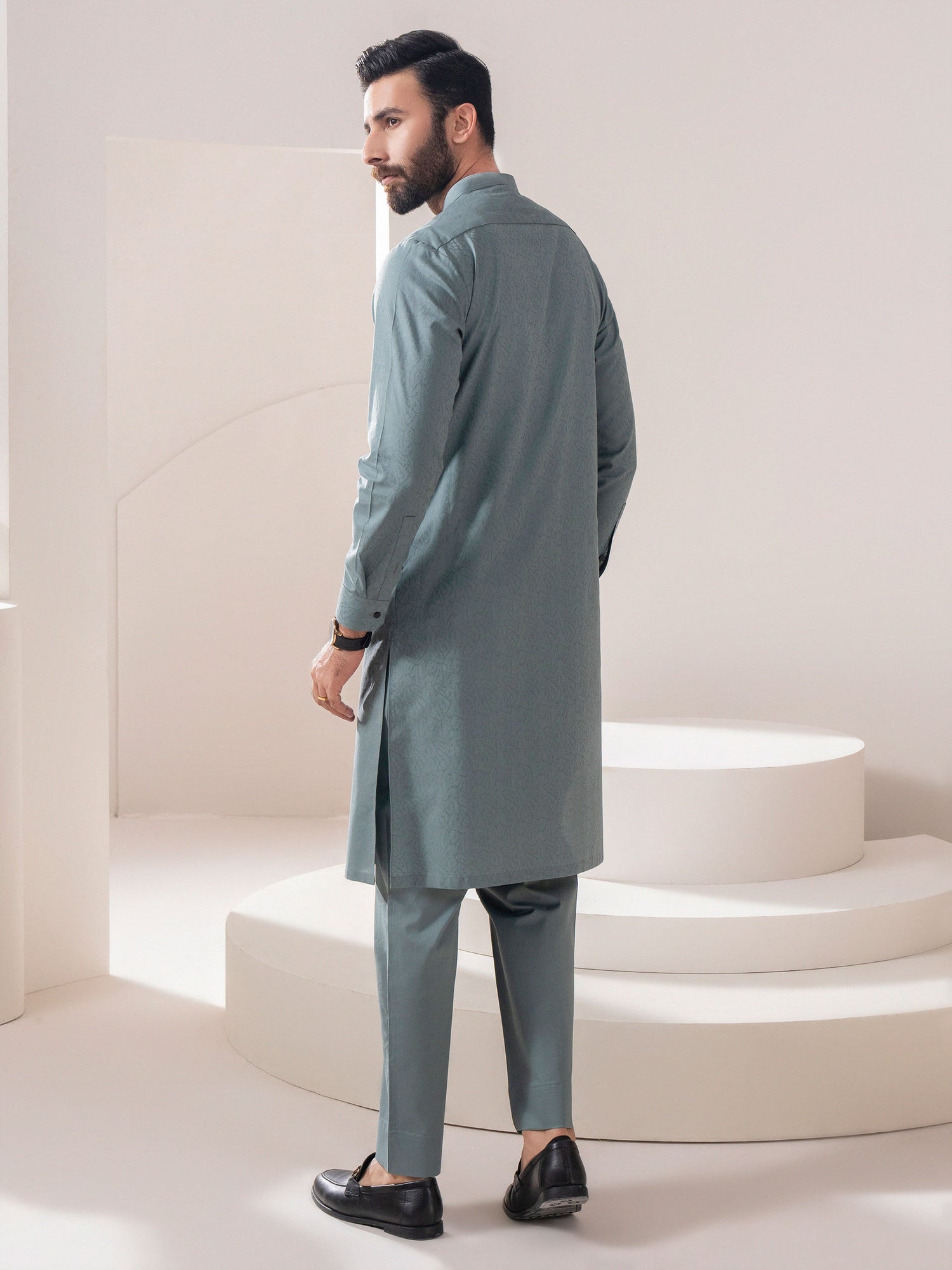 Self Jacquard Suit