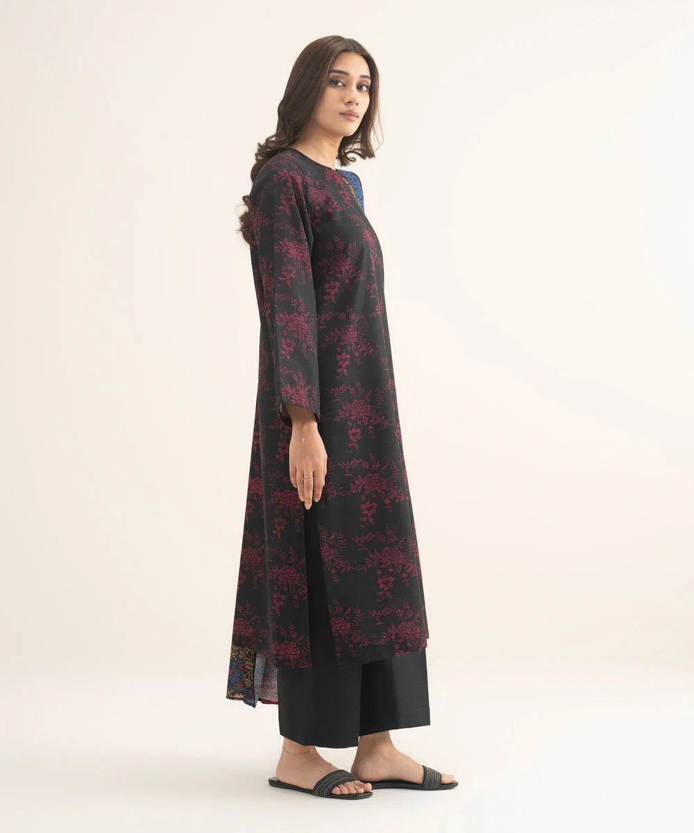 3 Piece - Printed Khaddar Suit