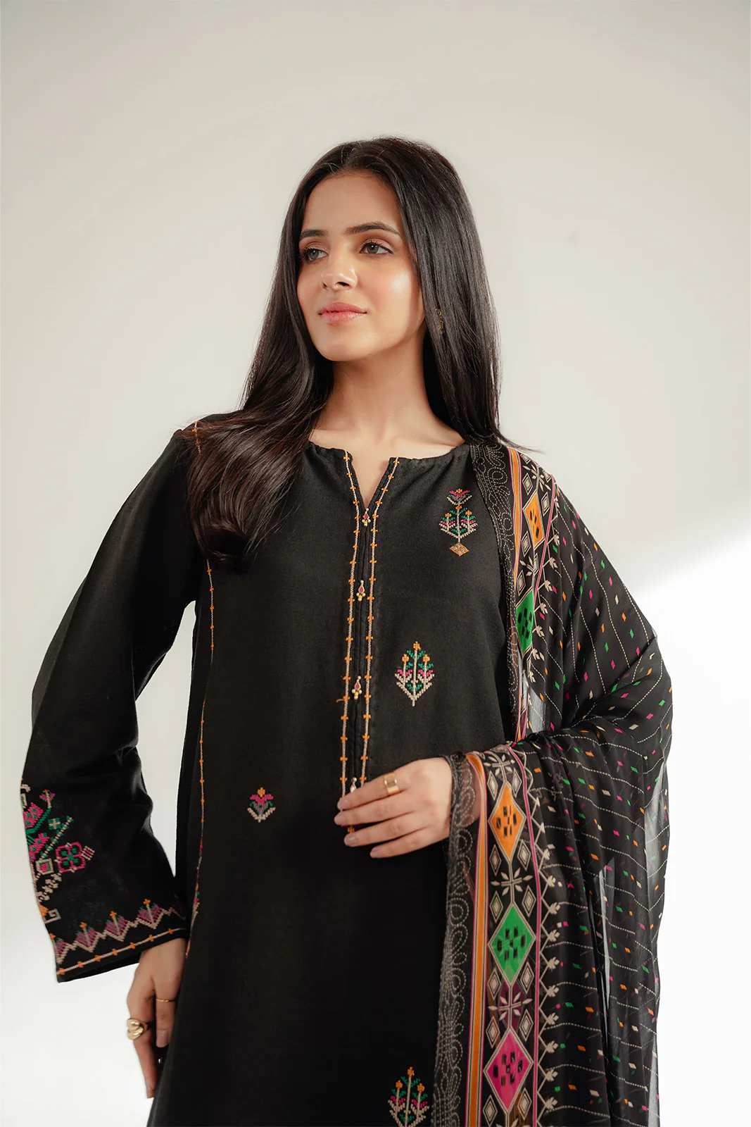3 Piece Cotton Karandi Embroidered Suit