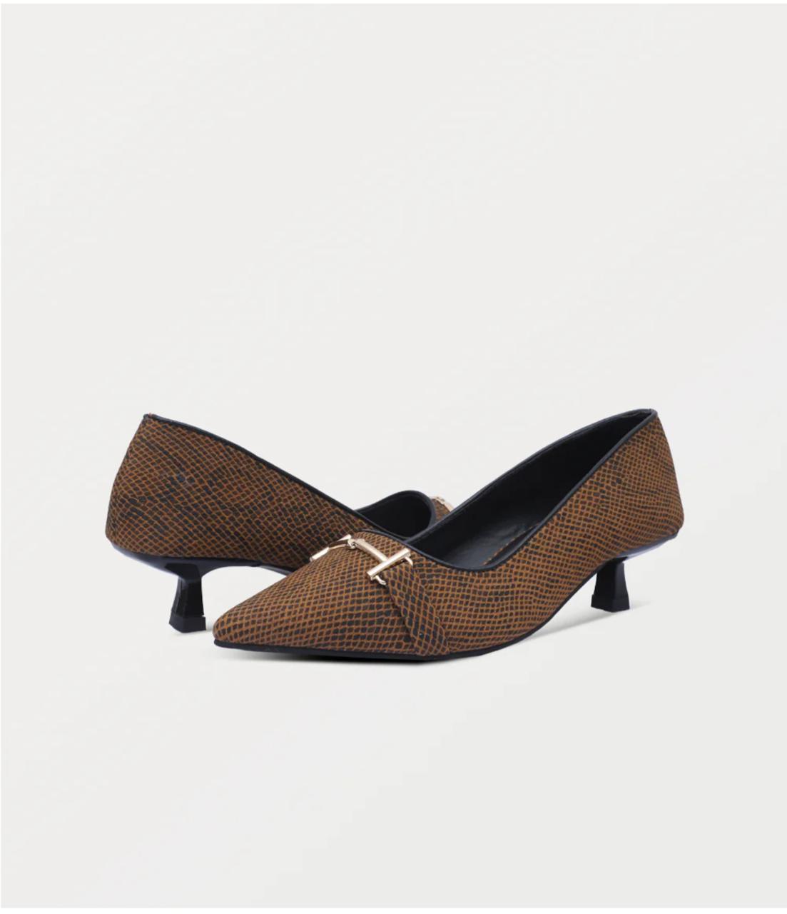 Women Court Shoes-TAN
