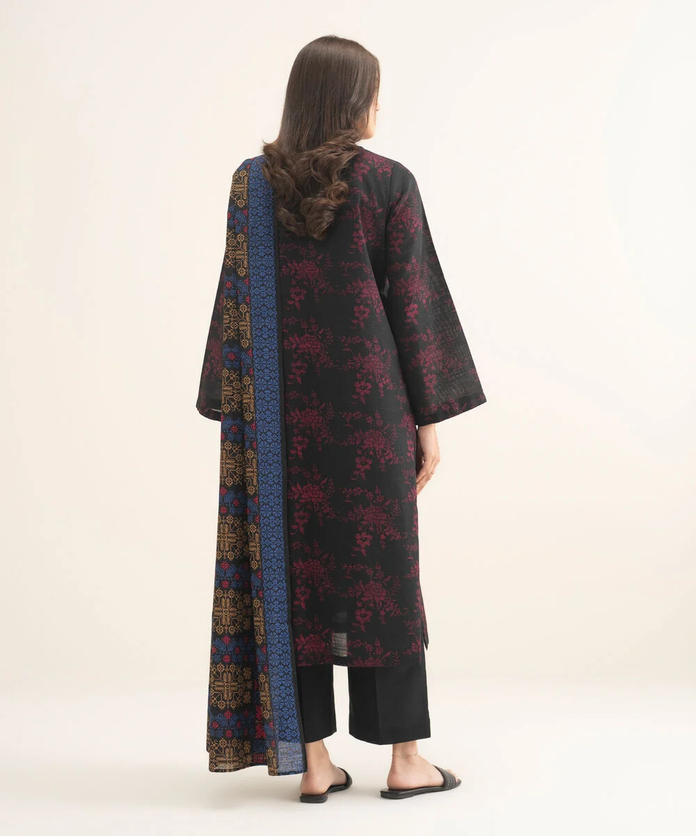3 Piece - Printed Khaddar Suit