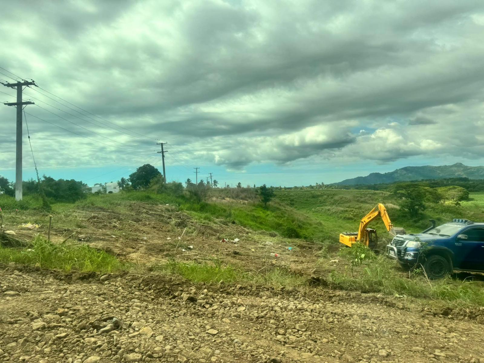 𝐂𝐨𝐦𝐦𝐞𝐫𝐜𝐢𝐚𝐥 𝐋𝐨𝐭 𝐅𝐨𝐫 𝐒𝐚𝐥𝐞