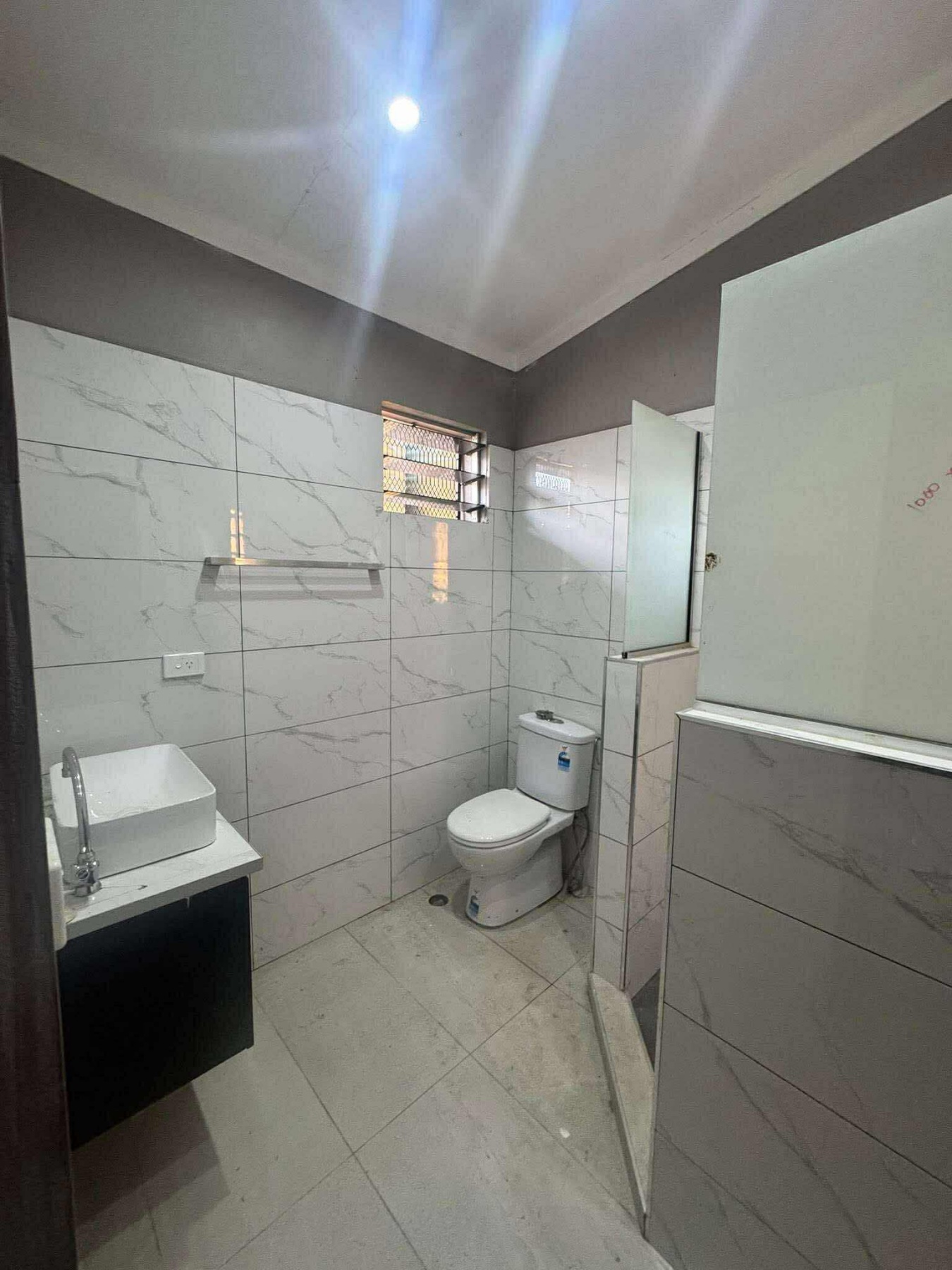 𝐅𝐎𝐑 𝐒𝐀𝐋𝐄 – 𝐍𝐄𝐖𝐋𝐘 𝐁𝐔𝐈𝐋𝐓 𝟓-𝐅𝐋𝐀𝐓 𝐈𝐍𝐕𝐄𝐒𝐓𝐌𝐄𝐍𝐓