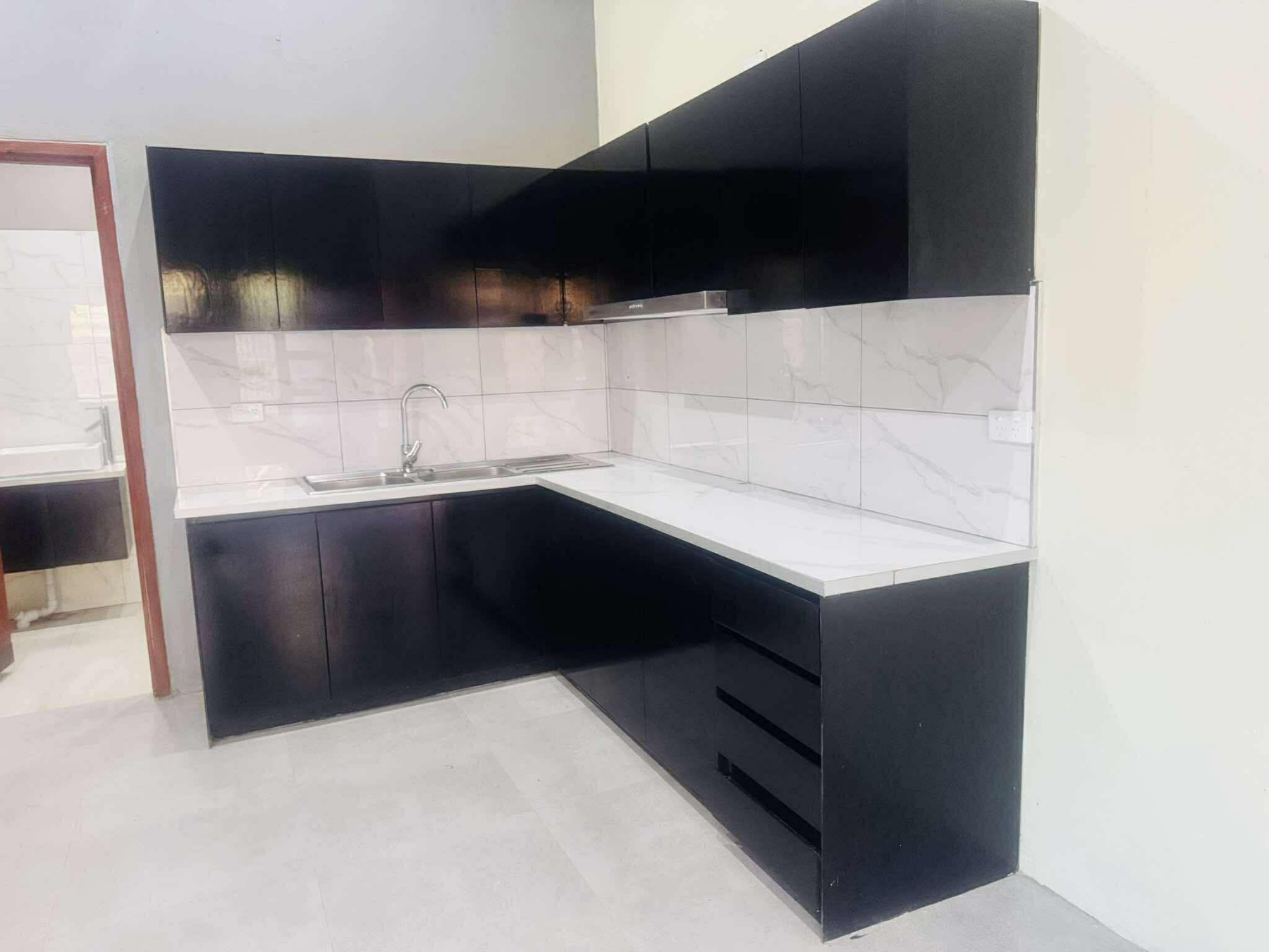 𝐅𝐎𝐑 𝐒𝐀𝐋𝐄 – 𝐍𝐄𝐖𝐋𝐘 𝐁𝐔𝐈𝐋𝐓 𝟓-𝐅𝐋𝐀𝐓 𝐈𝐍𝐕𝐄𝐒𝐓𝐌𝐄𝐍𝐓