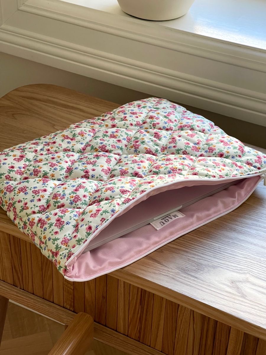 Floral Quilted Laptop Sleeve