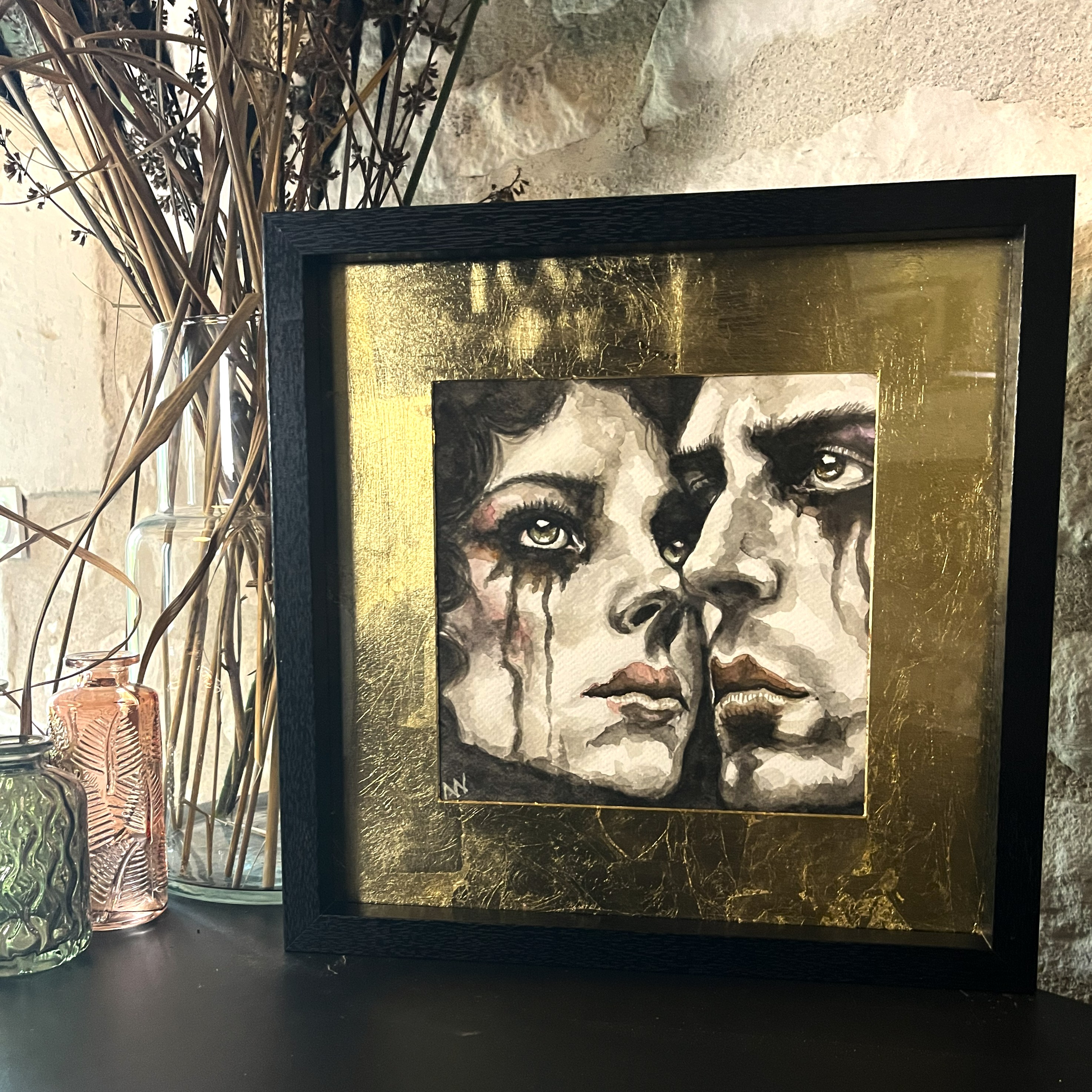 Trago no peito segredos