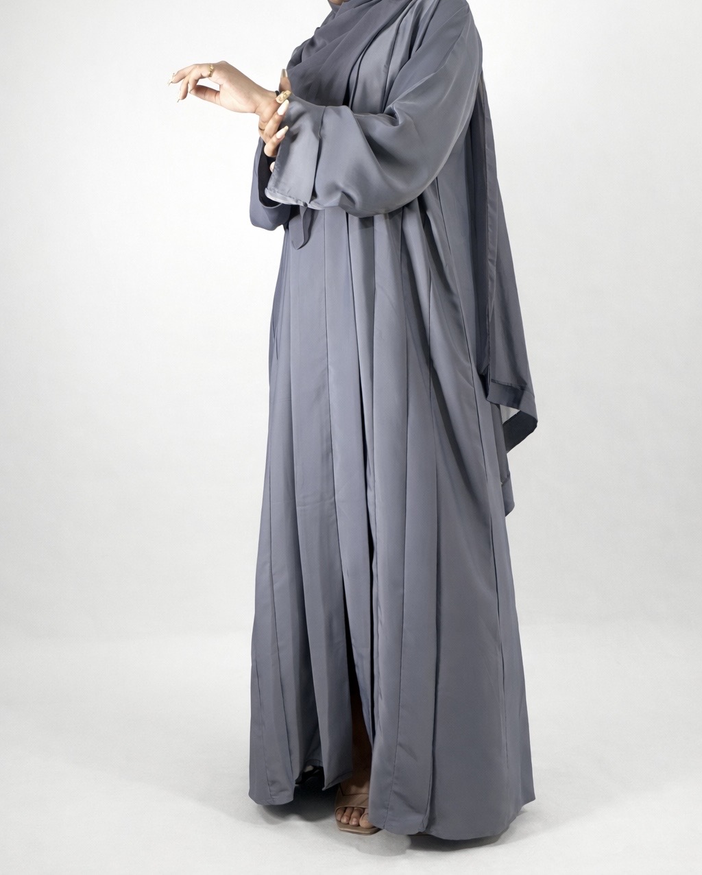 Everyday Abaya – Charcoal Grey & Midnight Black