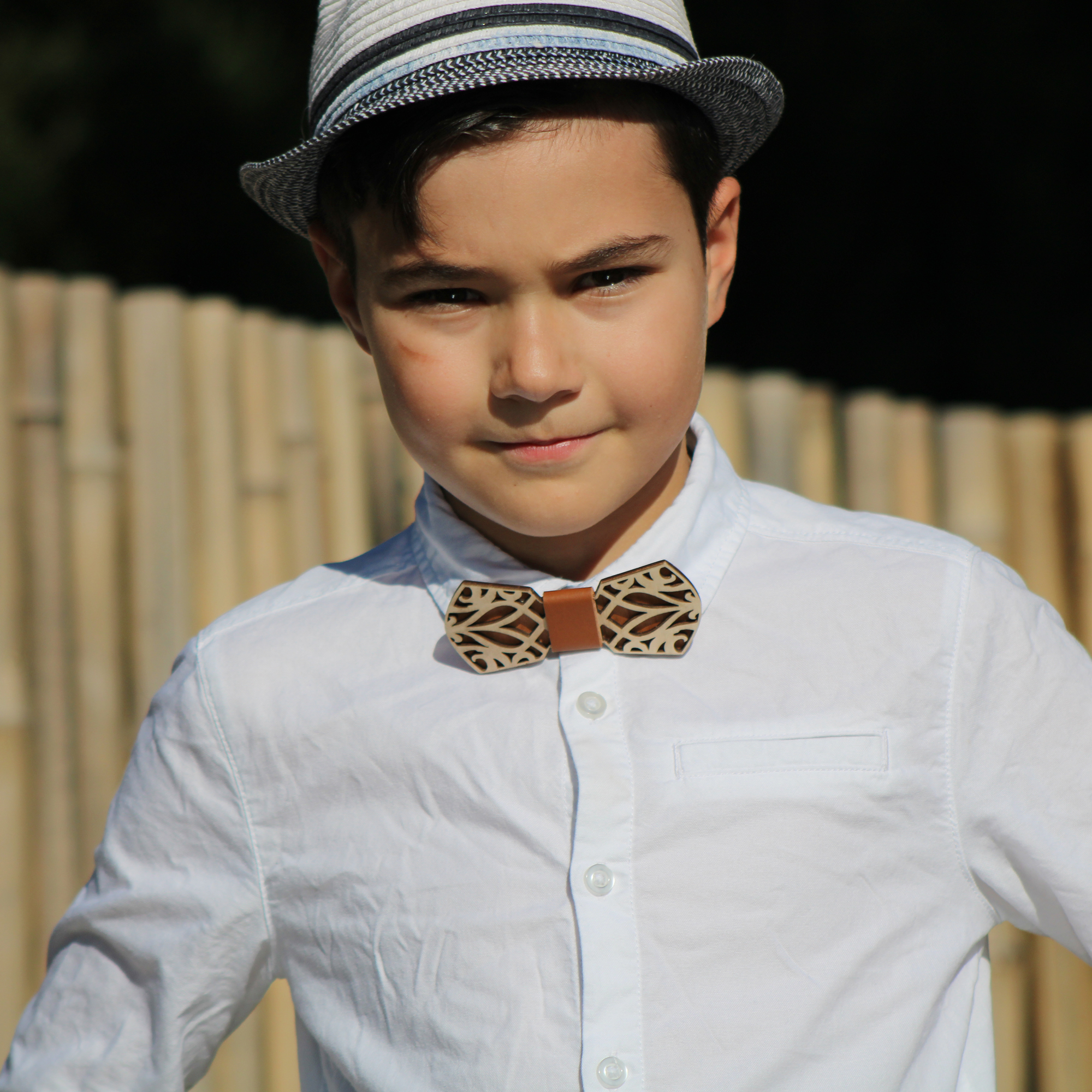 Nœud papillon en bois