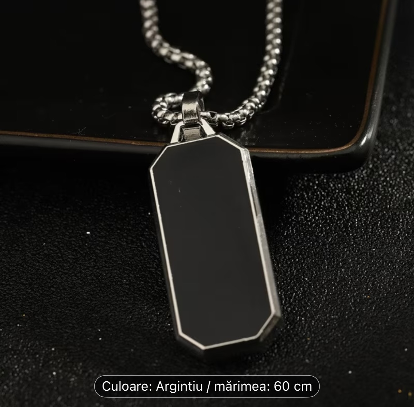 Colier cu pandantiv dreptunghiular din argint