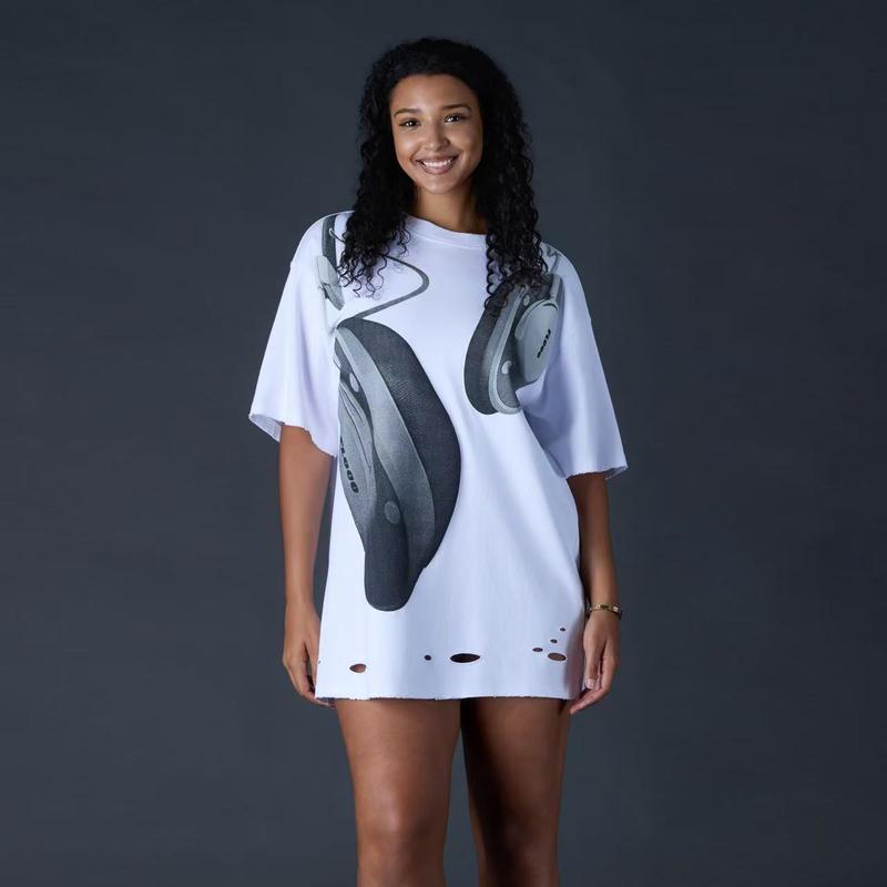 Women’s Pop Art Oversized Crewneck – The Ultimate Statement Basic