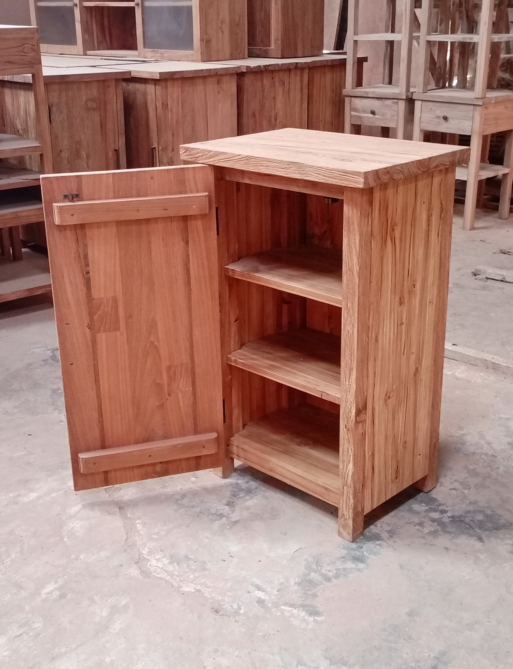 DBC 001 - Bedside Cabinet