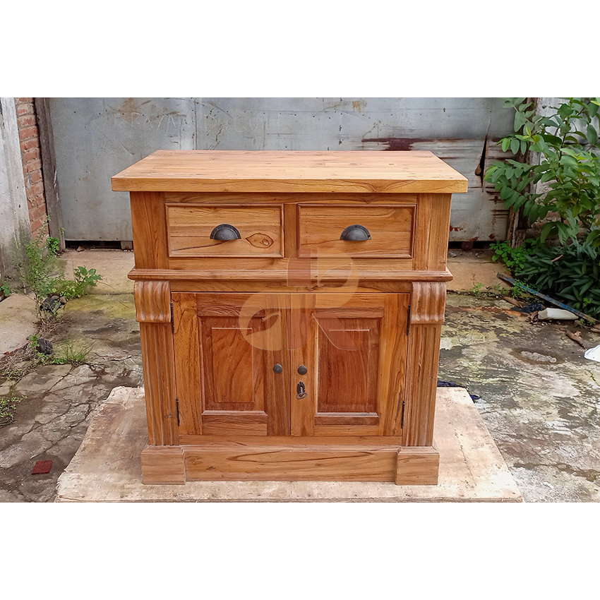 DCL 001 - Colonial Sideboard 80