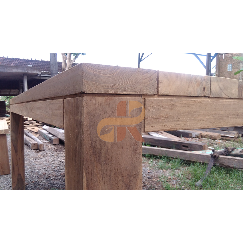 DDGN 002 - Gendis Slat Line Dining Table