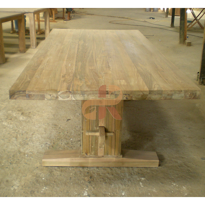 DDJ 001 - Jawa Pilar Dining Table