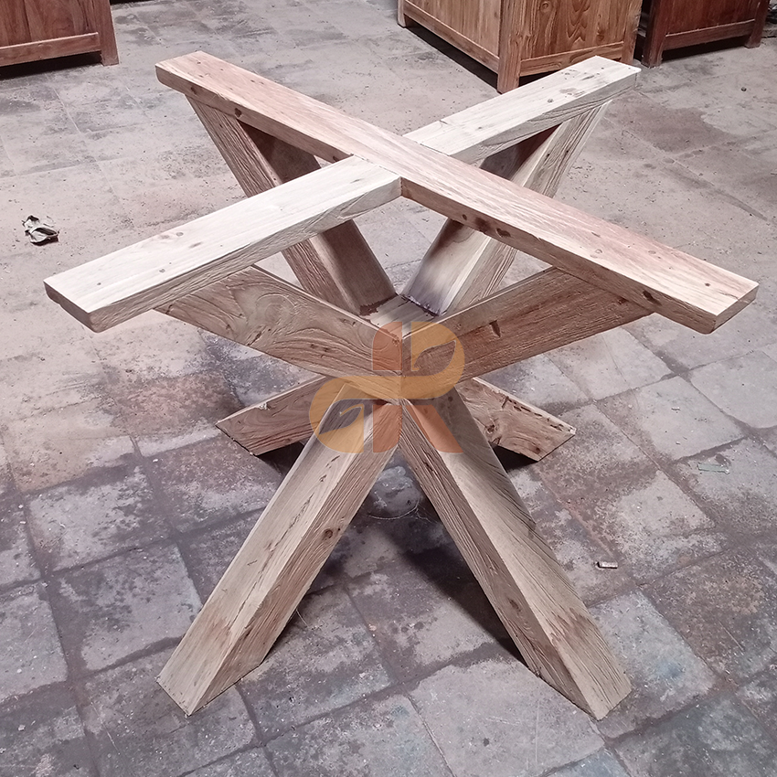 DRDT 003 - Round Dining Table
