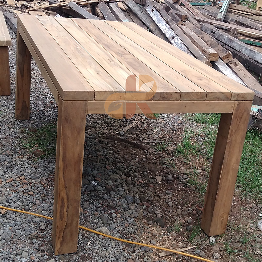 DDGN 002 - Gendis Slat Line Dining Table