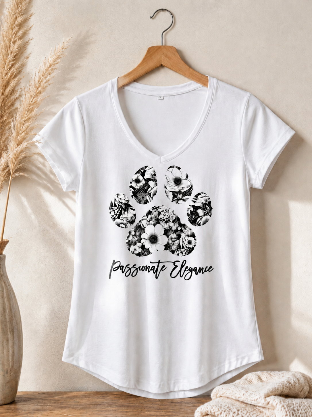 Damen T-Shirt mit Pfoten-Motiv