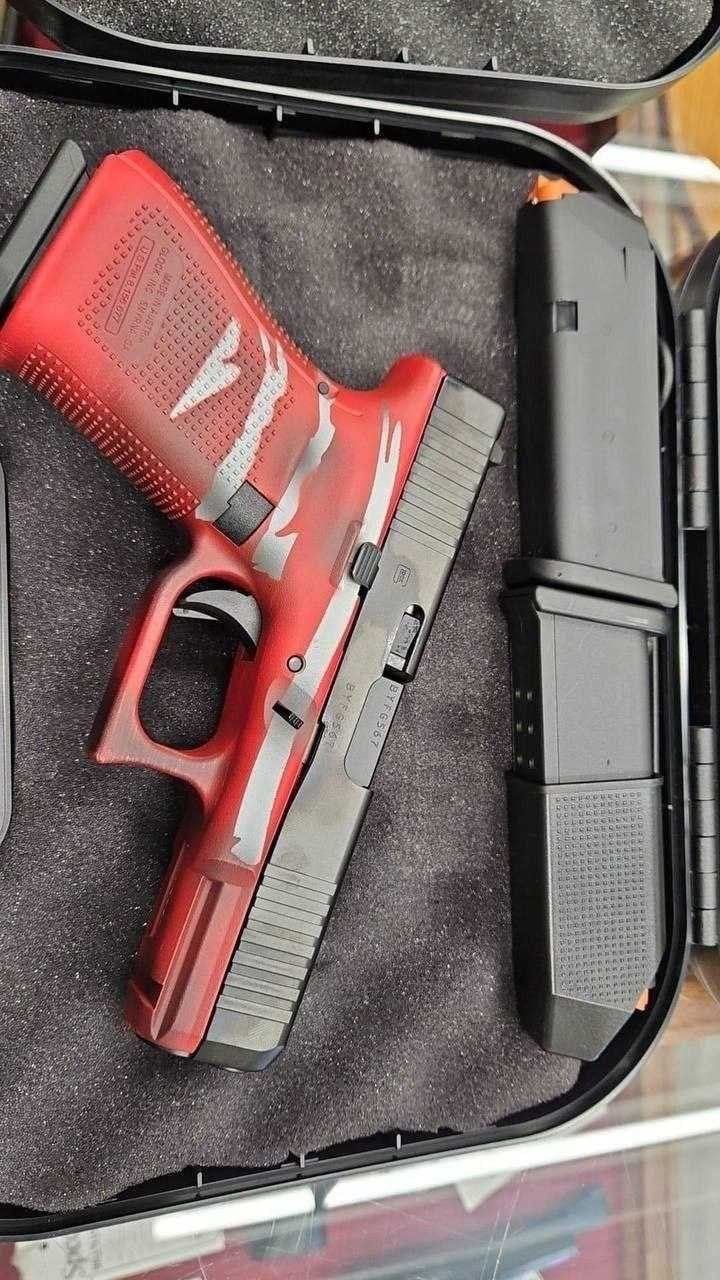 Glock 19