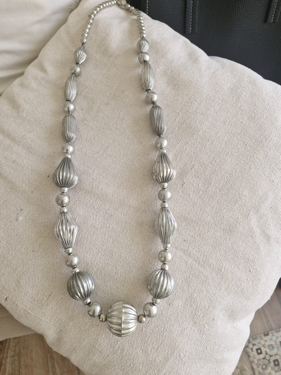 Elegant Altmunium Bead Necklace