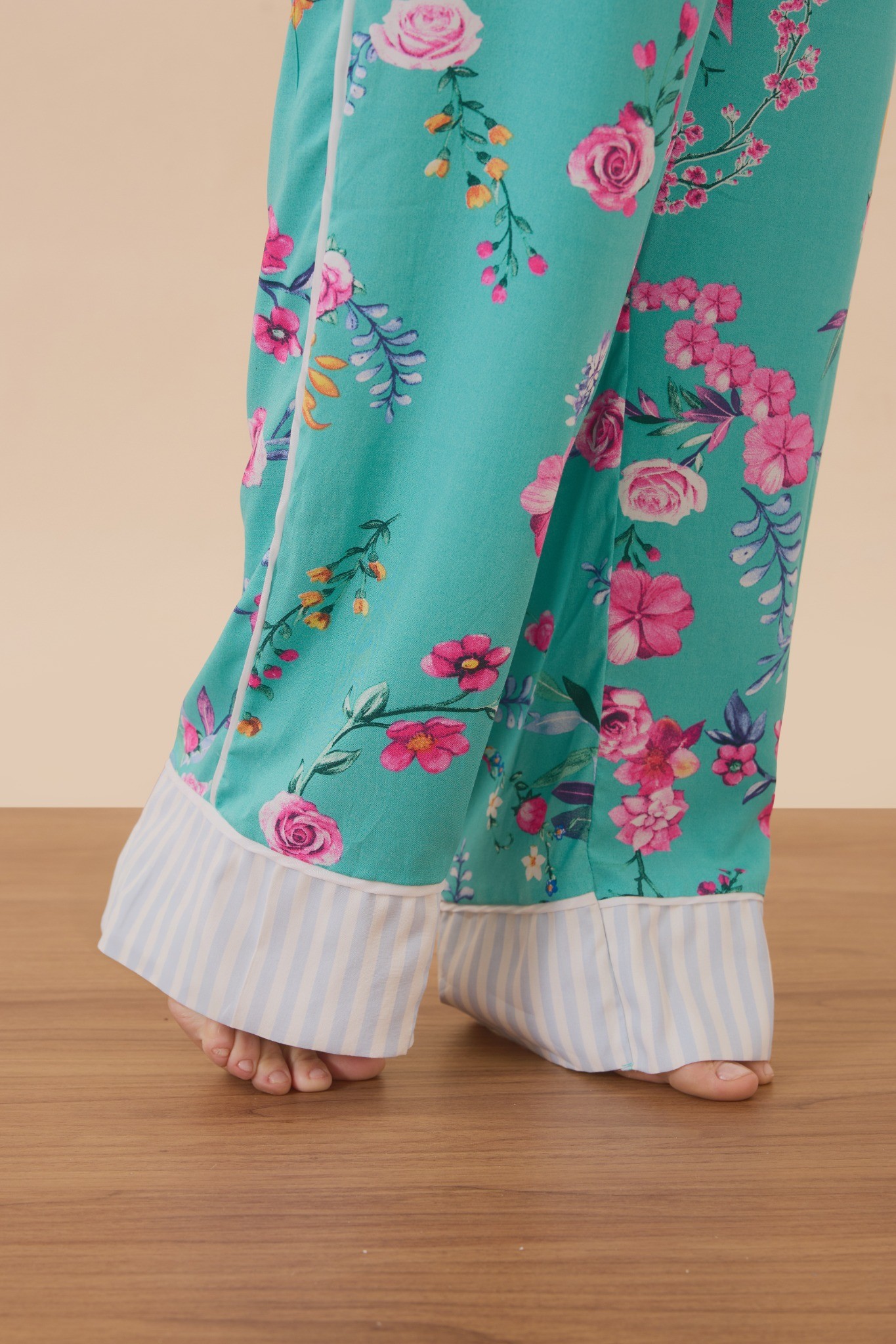 Piajama Longo Estampa Tropical