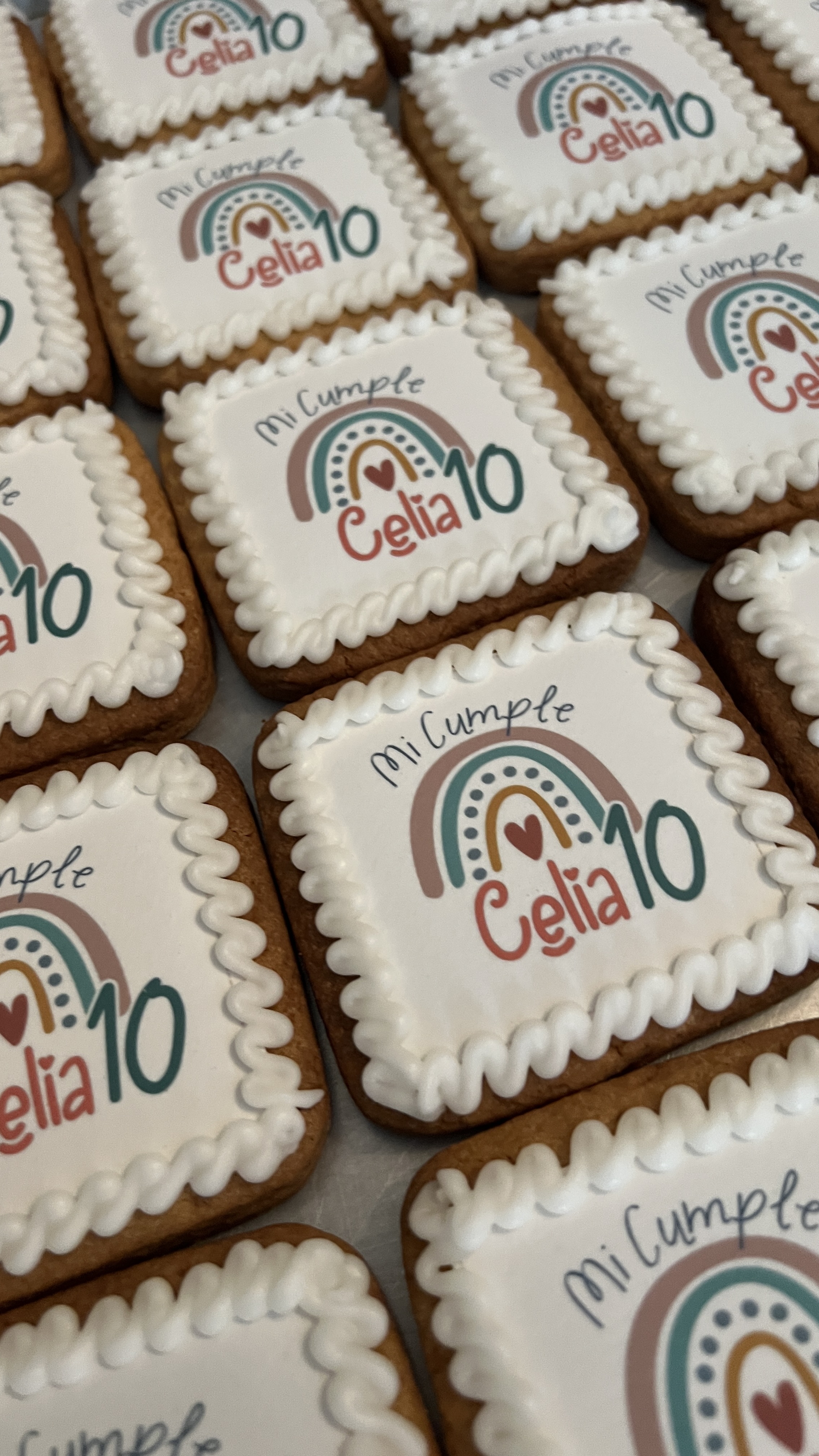 Galletas cumpleaños arcoíris