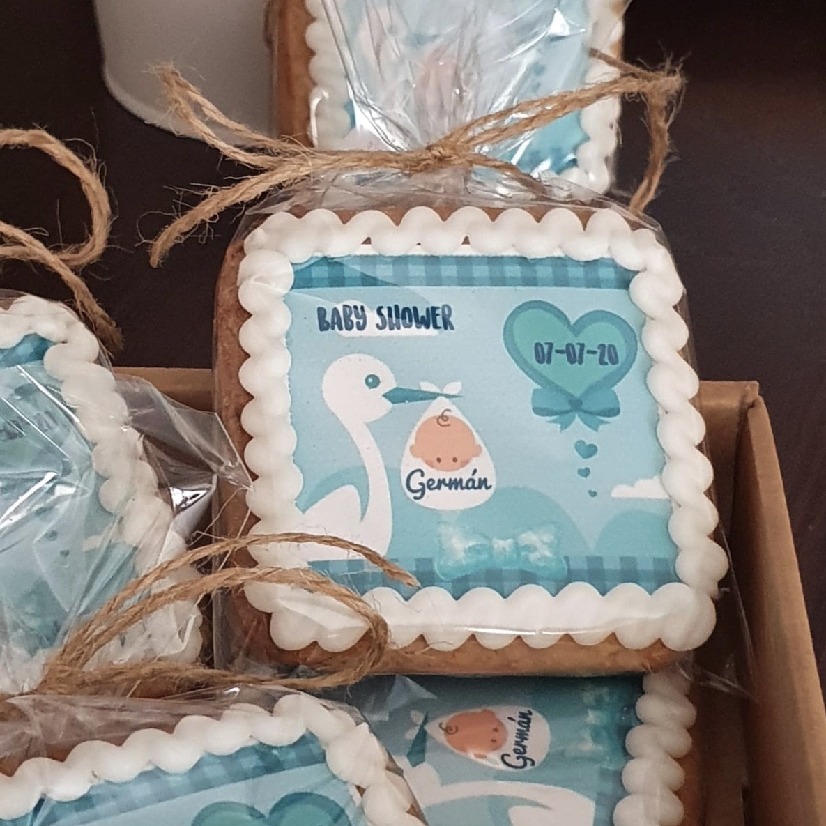 Galletas baby shower cigüeña