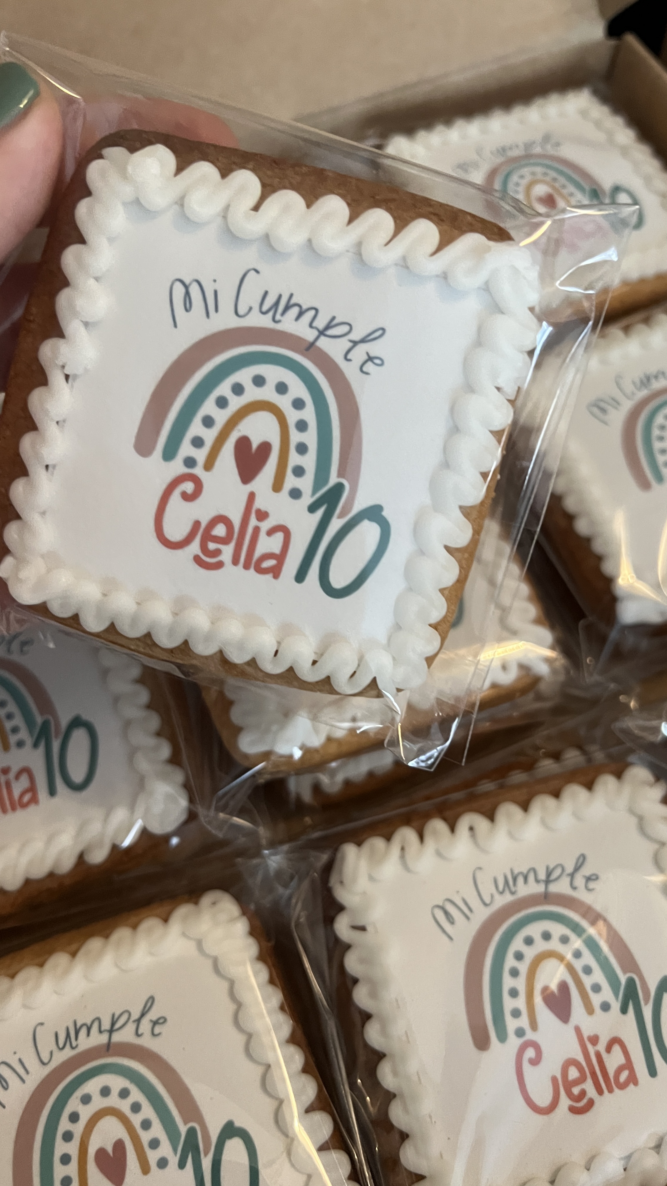 Galletas cumpleaños arcoíris