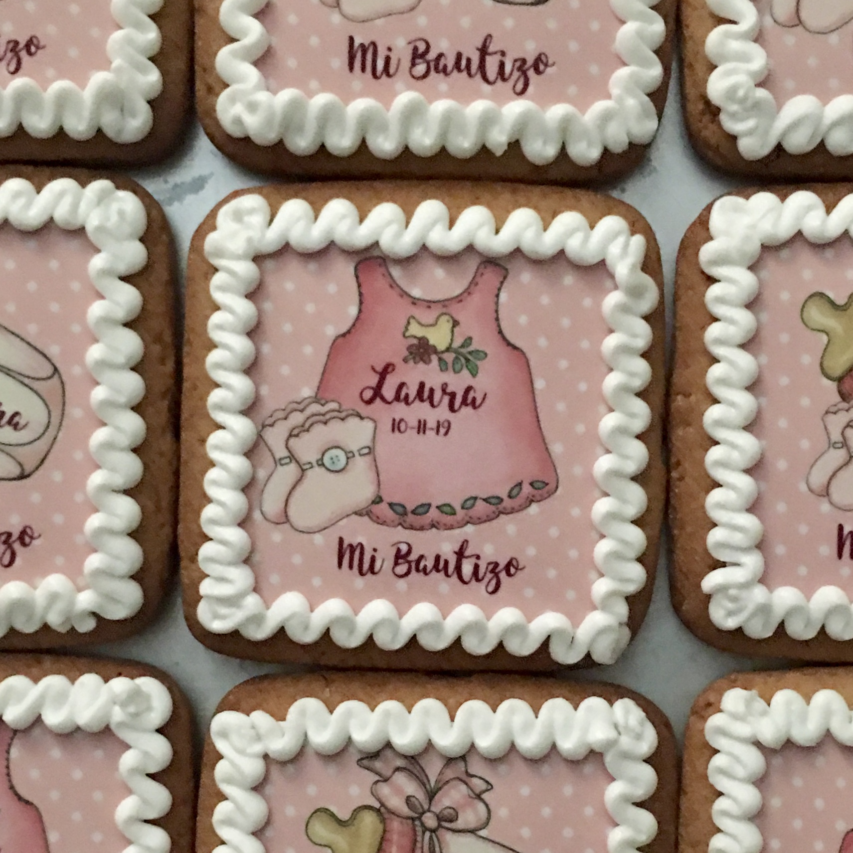 Galletas vestido y patucos